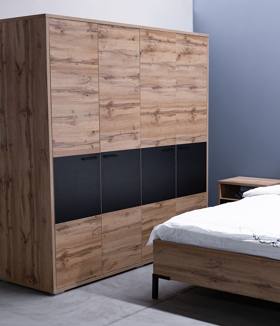 Распашной шкаф Блэквуд 4-х дверный для одежды - купить в интернет ...